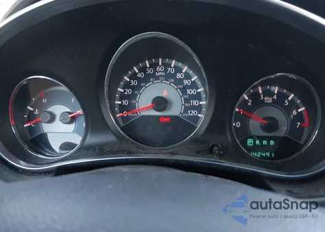 2013 Chrysler 200 Lx z USA, uszkodzony, nr VIN 1C3CCBAB8DN698158